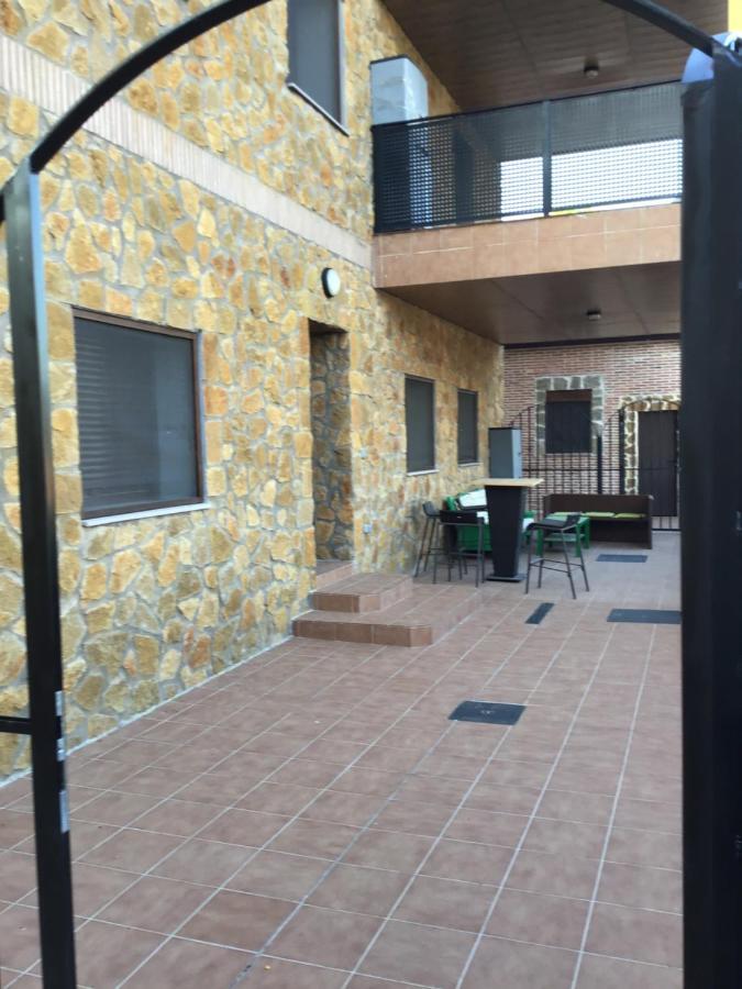Apartamentos "Casa Rural De Aldea" Aldea del Fresno Luaran gambar