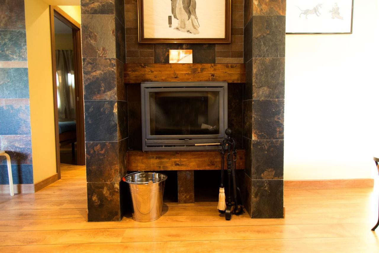 Apartamentos "Casa Rural De Aldea" Aldea del Fresno Luaran gambar